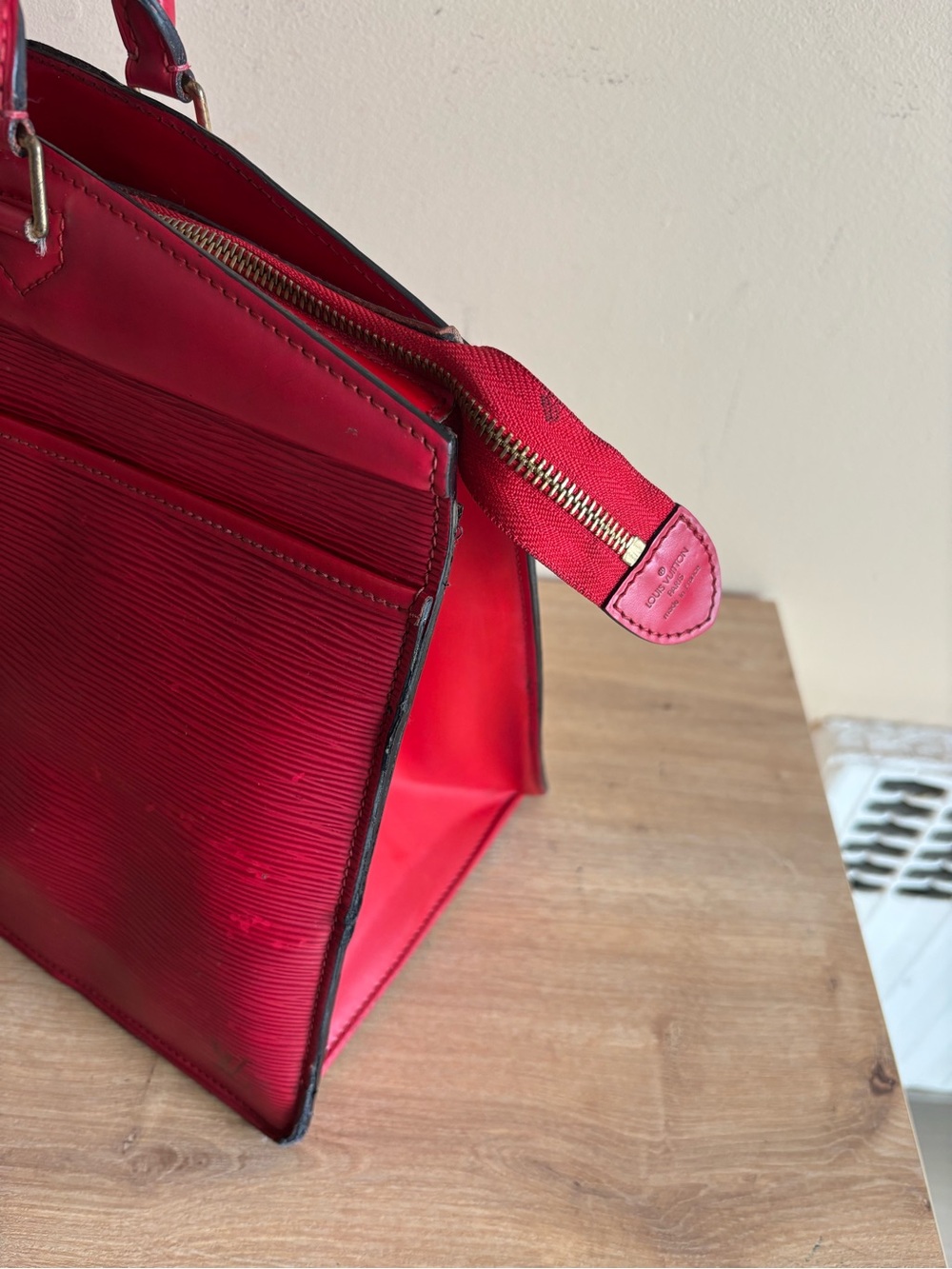 Authentic Louis Vuitton Riviera leather tote - Picture 4 of 9